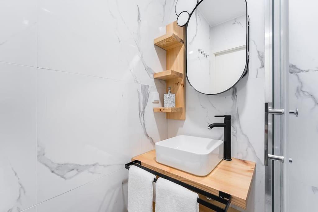 A Charming Stay Near Paco Das Escolas Coimbra Esterno foto