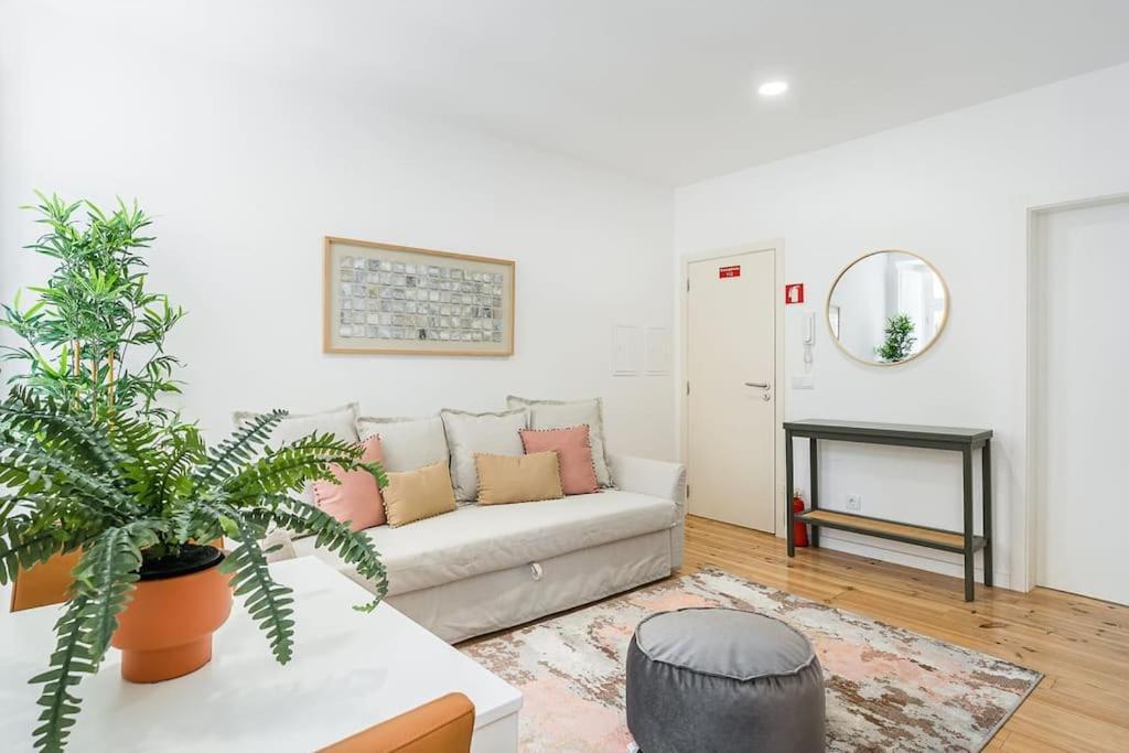 A Charming Stay Near Paco Das Escolas Coimbra Esterno foto